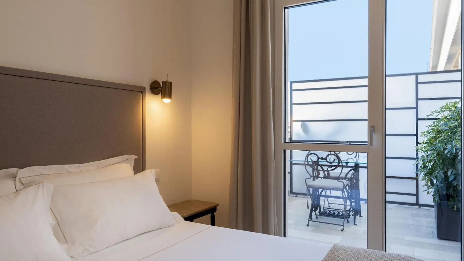 Abalto Suites & Rooms Lecce 0*,